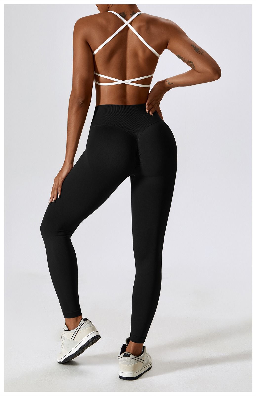 V-Waist Scrunch Bum Leggings